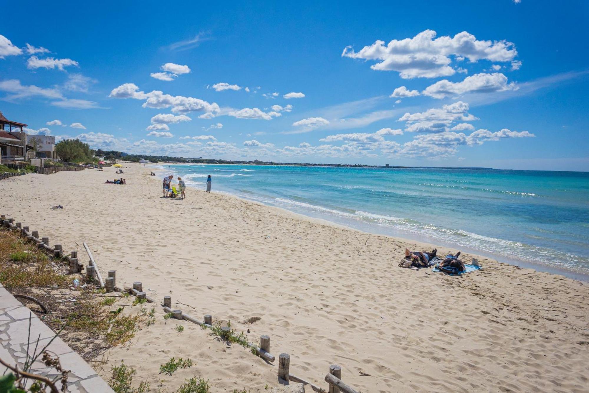 Torre Lapillo Apartment Sea View - Happy Rentals Порто-Чезарео Экстерьер фото